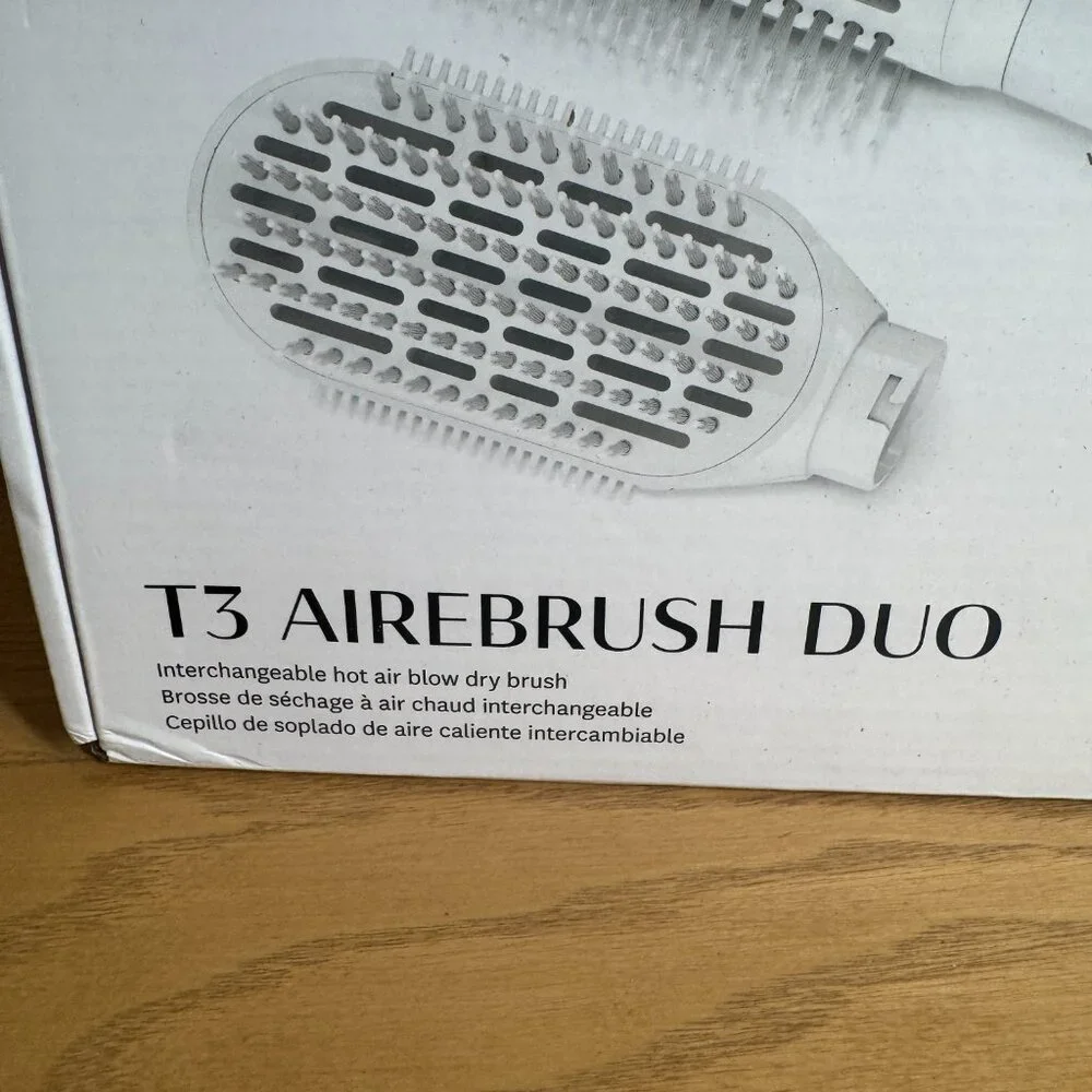 T3 AIREBRUSH DUO Dual-Attachment‎ Blow Dry Brush NWT